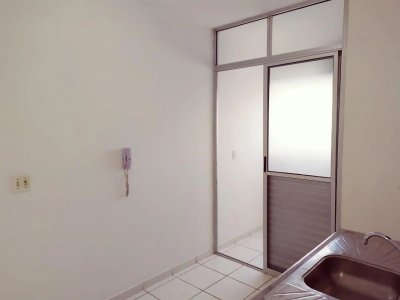 Apto 2 Dormitórios Próximo Ao Largo De São Mateus