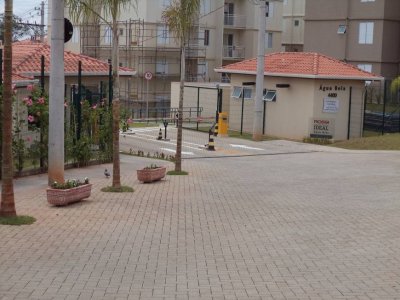 Apartamento com 3 Quartos e 1 banheiro à Venda, 52 m²