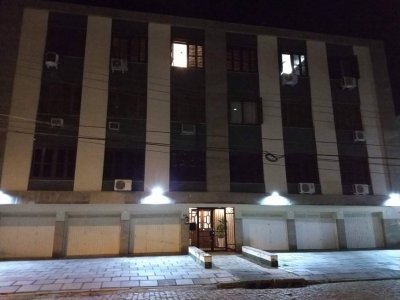 Apartamento com 1 Quarto e 1 banheiro à Venda, 55 m²