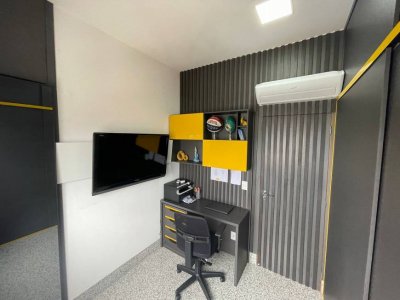 Cobertura com 3 Quartos e 4 banheiros à Venda, 170 m²
