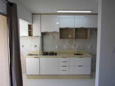 Apartamento com 2 Quartos e 1 banheiro à Venda, 50 m²