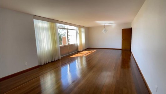 Sqs 113 Asa Sul Apartamento 4 Quartos