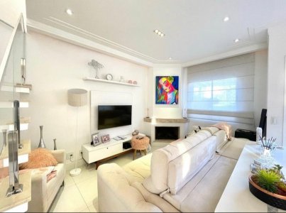 Casa de Condomínio com 3 Quartos e 3 banheiros à Venda, 105 m²