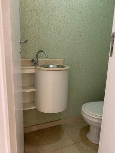 Apartamento Moema - 3 Dormitórios, 2 Vagas, Varanda