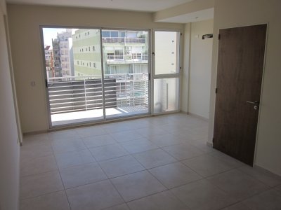 2 Ambientes a estrenar con toilette y dormitorio en suite