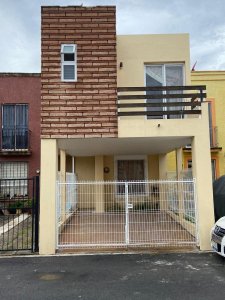 Hermosa Casa Remodelada