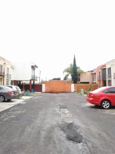 Hermosa Casa Remodelada