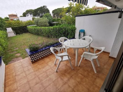 Apartamento bajo en venta en La Fosca-Cala Margarida, Palamós