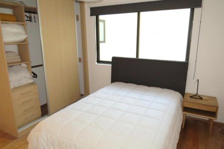 Nuevo, a Esquina de Bellas Artes, a un Costado de La Cámara de Senadores.