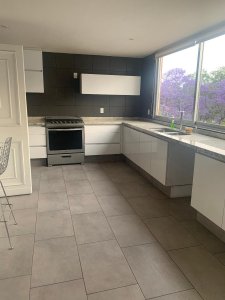 Amplio y Luminoso Depa en Venta/renta (Gran Relación Precio X M²!)