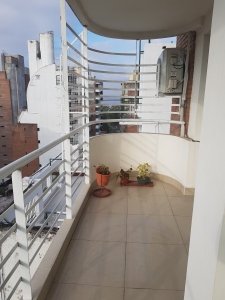 RIOJA 600 . PISO EXCLUSIVO. 3 DORMITORIOS.