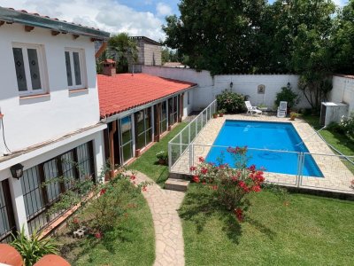 Renovada Casa en Venta. Rosario de Lerma.