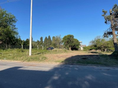 Dueño Vende Terreno Zona El Charrúa