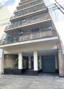 Hermoso Semipiso. Vista Abierta Sobre Boulevard. Espectacular Zona