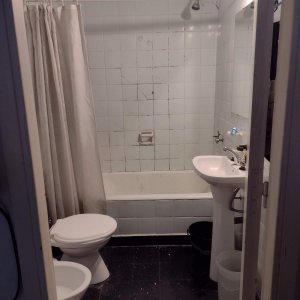 Monoambiente Al Frente Muy Luminoso. Solo Whatsapp