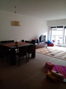 Piso en Barrio Parque 4 Ambientes C/ Dependencia Amplio y Luminoso