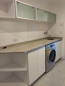 Lujoso Departamento en Torres Renoir de Puerto Madero: Temporal o Vivienda