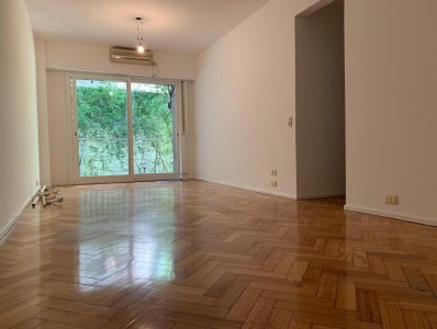 Departamento de 3 Ambientes en Alquiler. Parque Las Heras.
