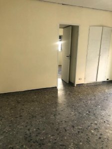 Depto. 2 Ambientes. Frente. Muy Luminoso.