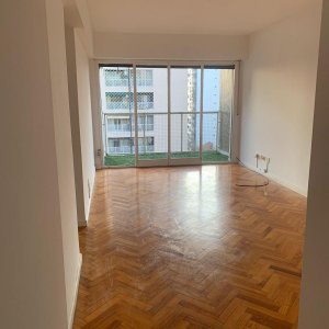 Departamento Luminoso Piso 8.