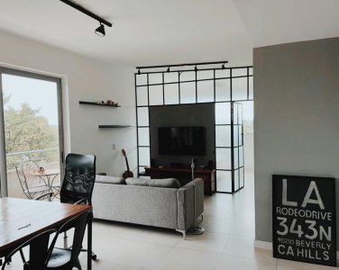 Penthouse Amueblado en Complejo Civis.