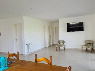 Alquiler de Casa X Día (Barrio Santa Elena)