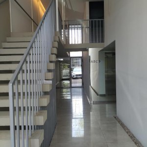 Departamento 2 Amb., 5 Piso Frente, Muy Luminoso