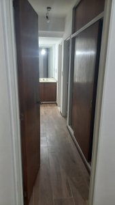 Semipiso 2 dormitorios con balcon al frente