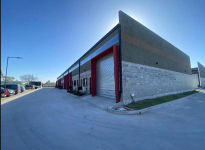 Alquiler Deposito. Complejo Nogalis. 150 m² / Dueño Directo. Zelaya, Pilar.