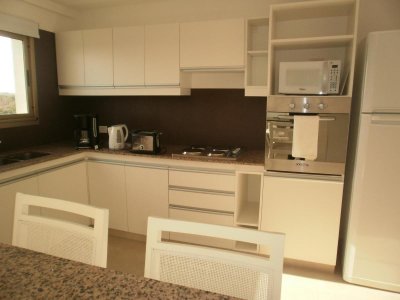 Alquiler Residencial en Exclusivo Edificio Pinamar - Avenida Arquitecto Jorge Bunge